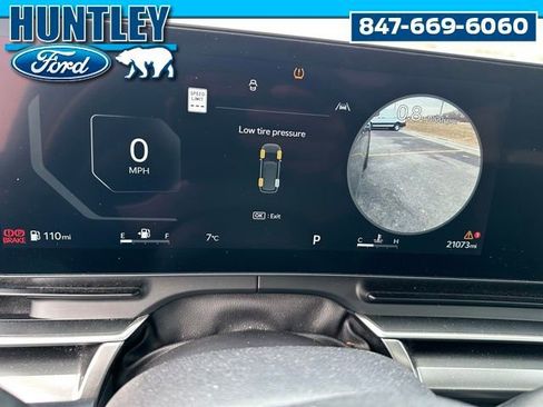 Used 2025 Kia Carnival SX w/ SX Dark Edition Package FWD image 37