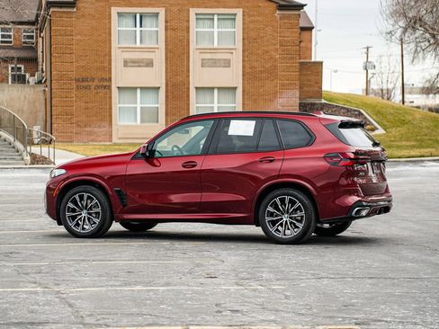 Used 2024 BMW X5 xDrive40i w/ M Sport Package image 7