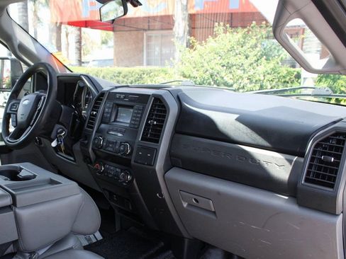 Used 2019 Ford F350 XL w/ Power Equipment Group image 33