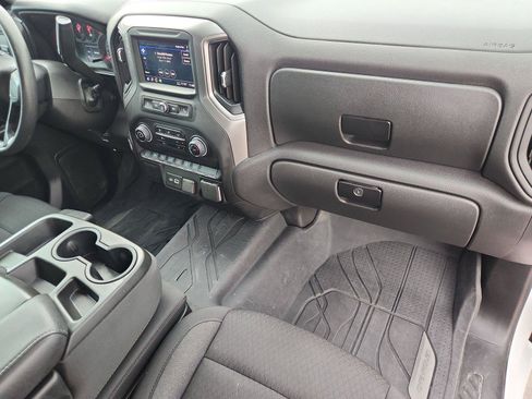 Used 2025 Chevrolet Silverado 1500 Custom RWD image 27