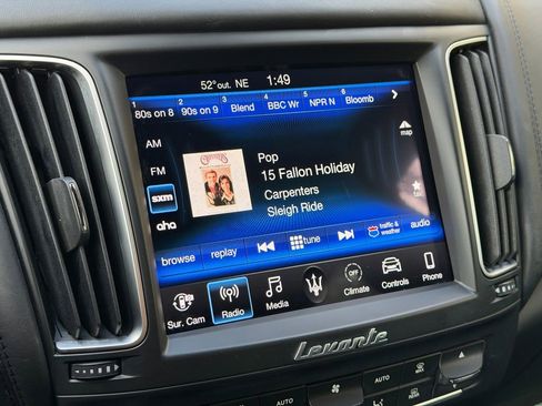 Used 2020 Maserati Levante S GranSport image 18