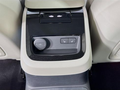 Used 2024 Volvo S60 T8 Plus w/ Climate Package image 28