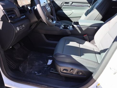 New 2026 GMC Terrain AT4 AWD/4WD image 11