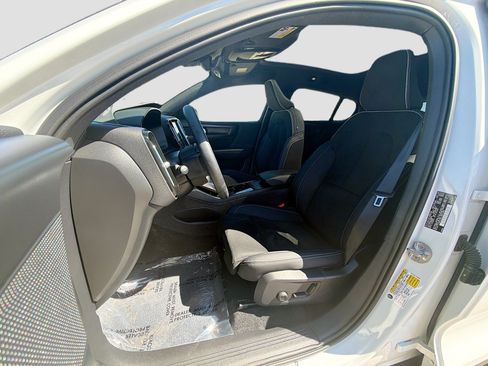 Used 2023 Volvo C40 P8 Recharge Plus w/ Protection Package Premier AWD/4WD image 13