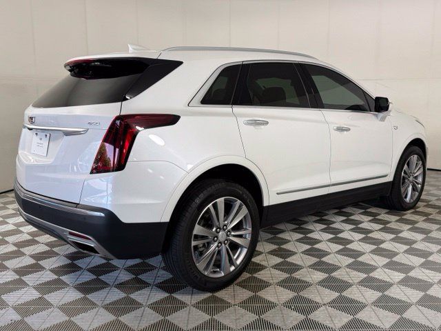 Used 2024 Cadillac XT5 Premium Luxury FWD image 9
