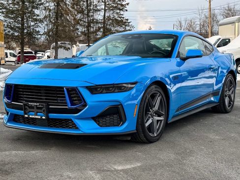 Used 2024 Ford Mustang GT Premium image 7