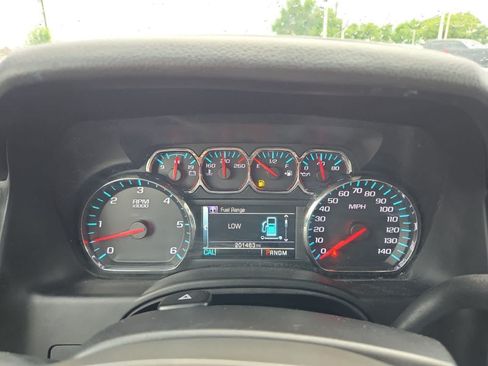 Used 2016 Chevrolet Suburban LT RWD image 31