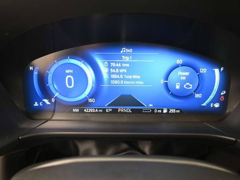 Used 2022 Ford Escape SEL w/ Technology Package FWD image 7