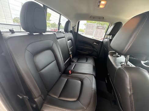 Certified 2022 GMC Canyon AT4 w/ Trailering Package AWD/4WD image 27