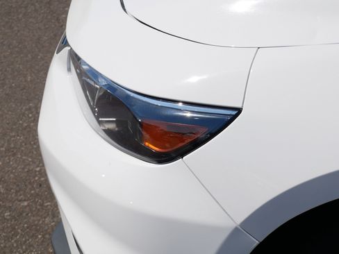 Used 2018 Chevrolet Malibu LT FWD image 16