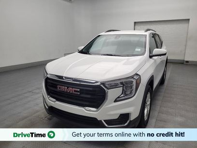 Used 2024 GMC Terrain SLE w/ Driver Convenience Package