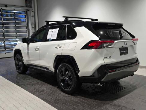 Used 2019 Toyota RAV4 XSE image 3