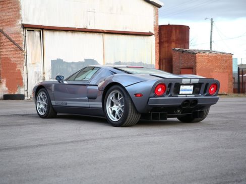 Used 2006 Ford GT image 26