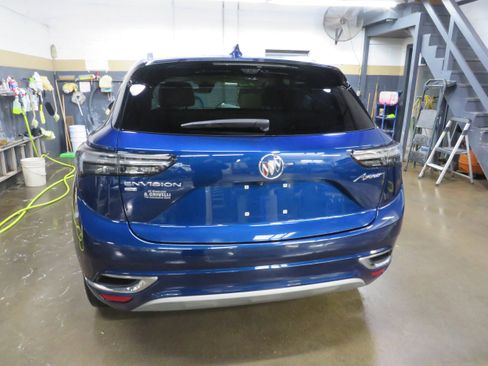 Used 2023 Buick Envision Avenir AWD/4WD image 5
