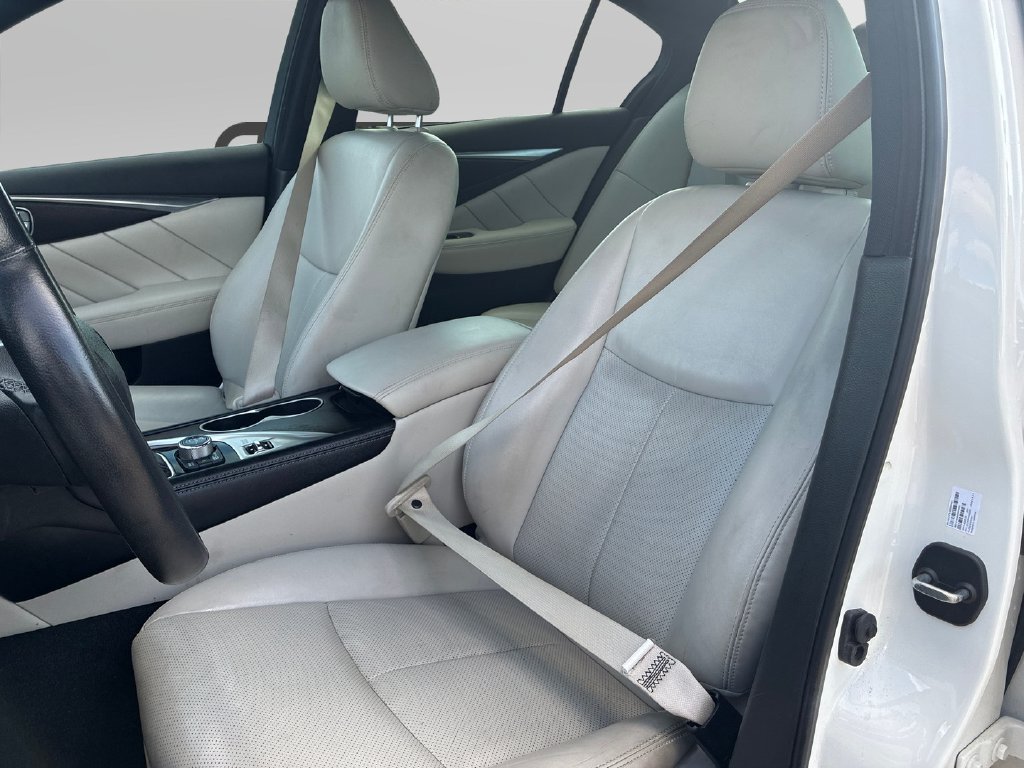 Used 2022 INFINITI Q50 Sensory w/ All Weather Package RWD image 11