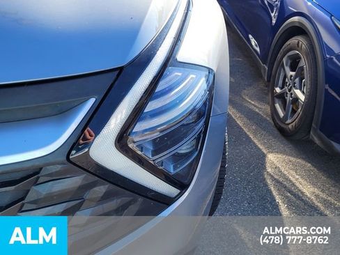 Used 2024 Kia Sportage LX image 21