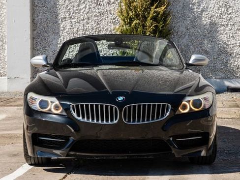 Used 2012 BMW Z4 sDrive35is image 13