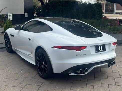 Used 2016 Jaguar F-TYPE R image 6