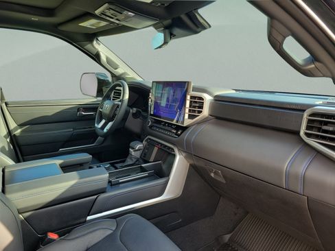 Certified 2025 Toyota Tundra Platinum AWD/4WD image 29