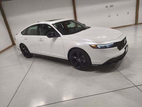 New 2026 Honda Accord Sport image 2