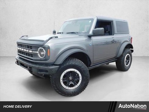 Used 2022 Ford Bronco Black Diamond w/ Sasquatch Package image 1