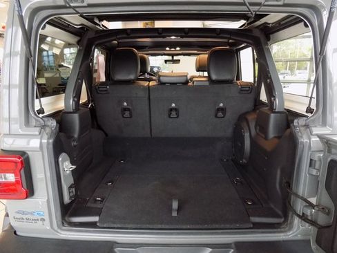 Used 2021 Jeep Wrangler Unlimited Rubicon 4xe w/ Safety Group image 21