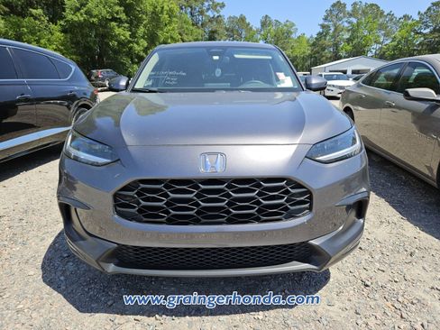 Used 2024 Honda HR-V LX image 3