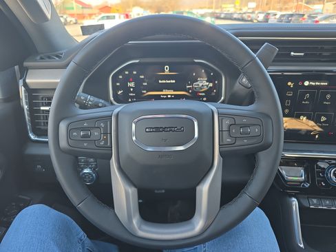 New 2026 GMC Sierra 3500 Denali w/ Technology Package image 22