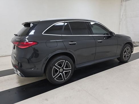 Used 2025 Mercedes-Benz GLC 350e 4MATIC w/ AMG Line image 4