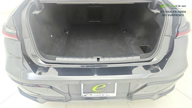 Used 2025 BMW i7 eDrive50 w/ M Sport Package RWD image 32