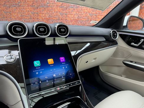 New 2026 Mercedes-Benz C 300 4MATIC Sedan image 18