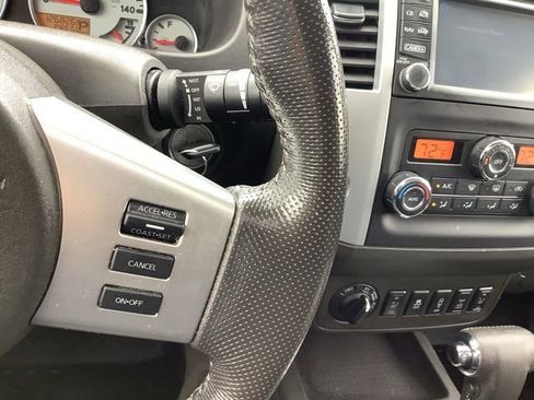 Used 2014 Nissan Frontier PRO-4X w/ Pro-4x Luxury Package AWD/4WD image 40
