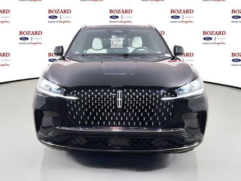 New 2026 Lincoln Aviator Black Label image 2