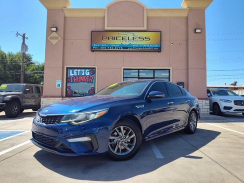 Used 2019 Kia Optima LX FWD image 1