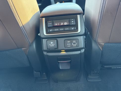 Used 2024 Subaru Ascent Touring image 21