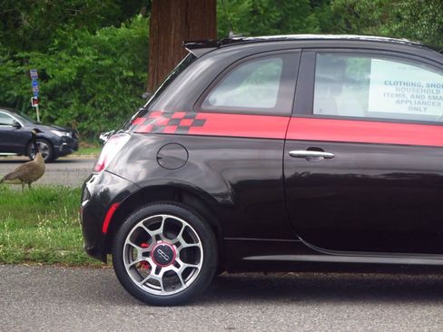Used 2012 FIAT 500 Sport w/ Safety & Convenience Pkg FWD image 27