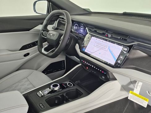 New 2026 Jeep Cherokee Overland w/ Advanced Pro Tech Group image 37