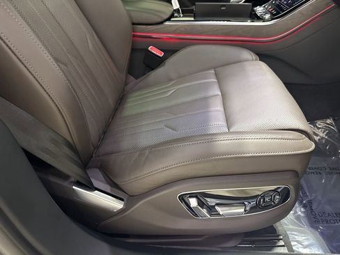 Used 2023 Audi A8 L 3.0T image 46