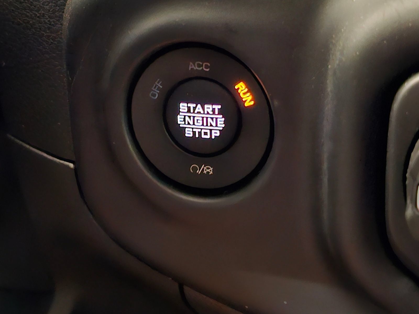 Used 2021 Jeep Gladiator Sport AWD/4WD image 19