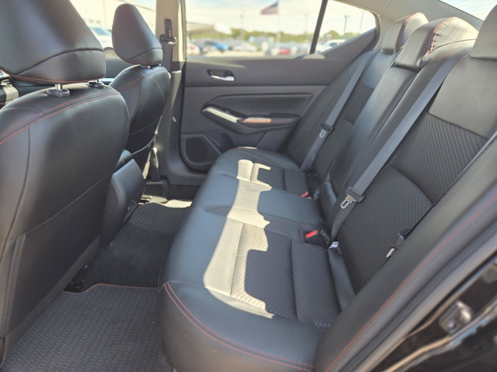 Used 2025 Nissan Altima 2.5 SR FWD image 28