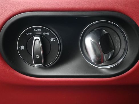 Certified 2022 Porsche Macan GTS AWD/4WD image 24