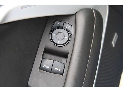 Used 2016 Chevrolet Camaro SS RWD image 12