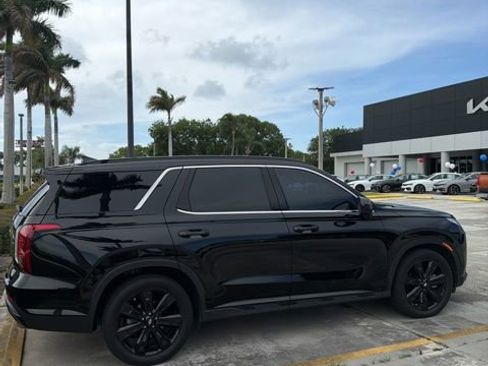 Used 2023 Hyundai Palisade XRT AWD/4WD image 3