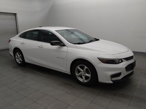 Used 2018 Chevrolet Malibu LS FWD image 11