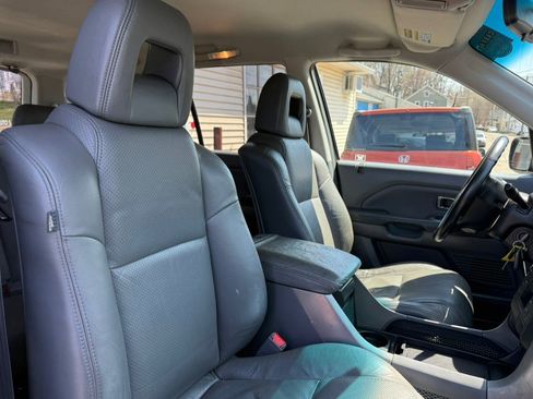 Used 2004 Honda Pilot EX image 29