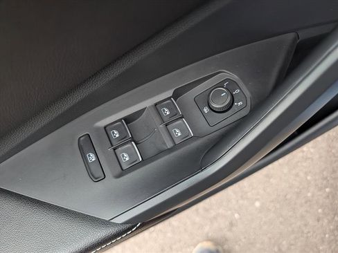 Used 2026 Volkswagen Jetta S FWD image 25