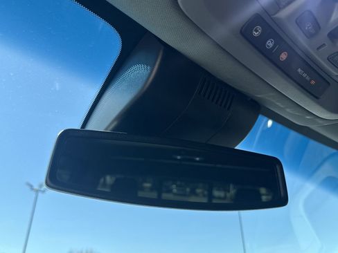 Used 2024 GMC Sierra 1500 SLT image 22