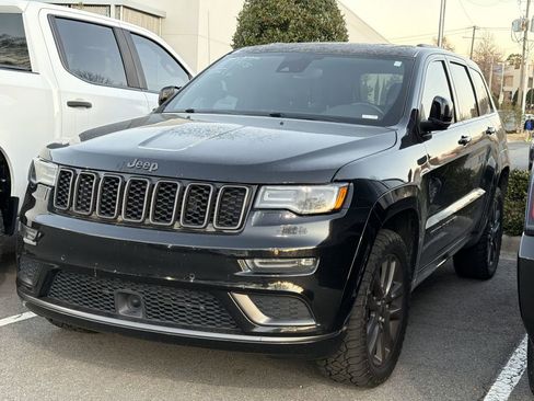 Used 2018 Jeep Grand Cherokee High Altitude image 3