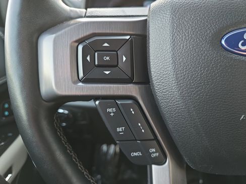 Used 2019 Ford Expedition Platinum image 20