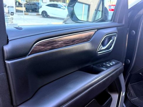 Used 2023 Chevrolet Tahoe LT image 28